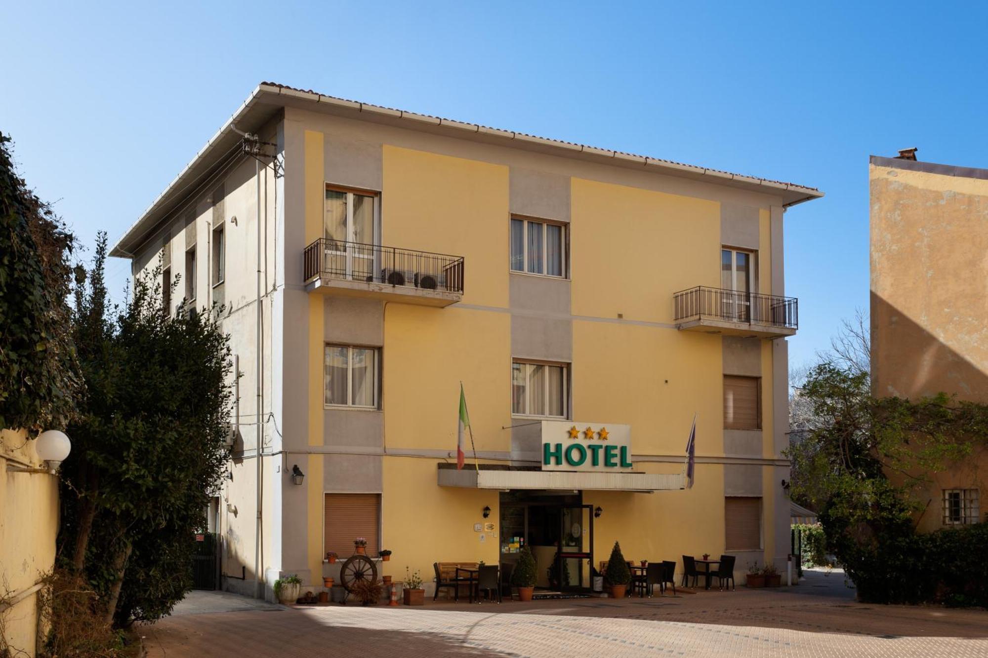 Parking Hotel Giardino Livorno Ngoại thất bức ảnh