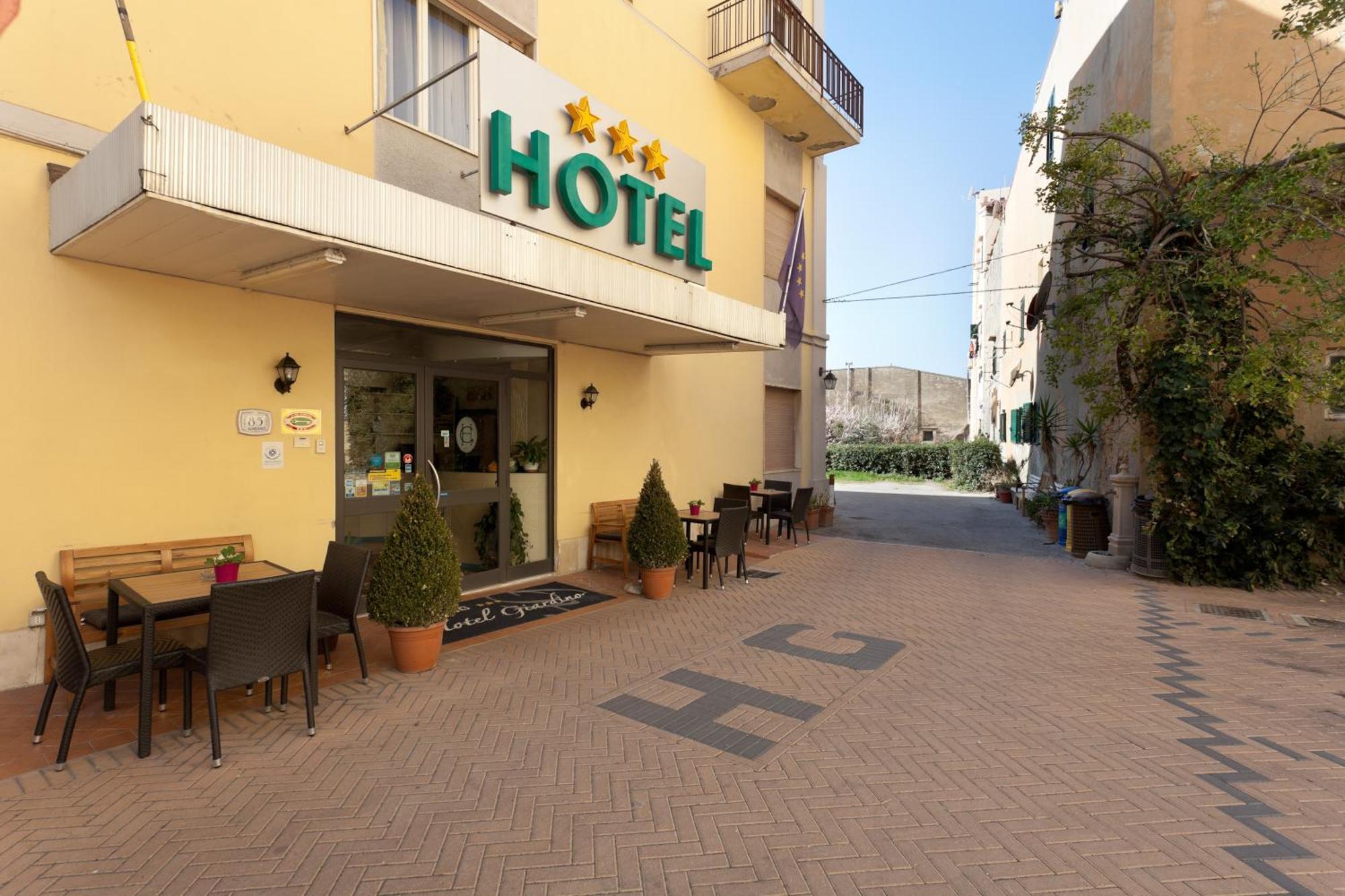 Parking Hotel Giardino Livorno Ngoại thất bức ảnh